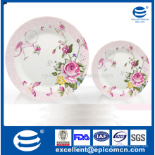 Сад серии розовый розовый цветок на стволе шаблон украшен фарфоровыми плита компота набор
